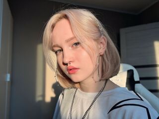 camgirl chat room IleneDrones