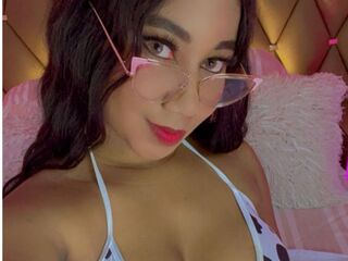 fingering camgirl JannaYhowns