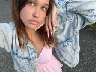 kinky cam JazminHalajian