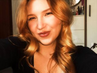 sexy camgirl picture JenetteFolson