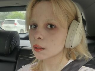 naked girl with webcam JillianOng