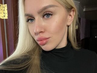 adult web cam chat JudiJadore
