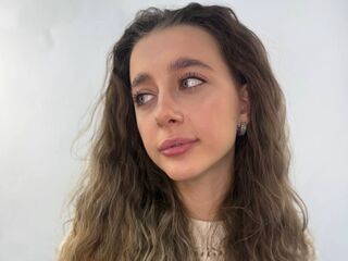 nude webcam girl photo KamiZinni