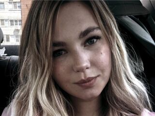 naughty camgirl KandyWeiss