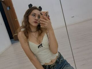 camgirl masturbating with sex toy KarryLagerstedt