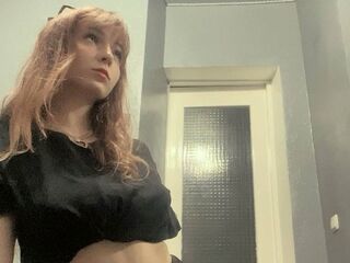 girl cam KatheSanagustin