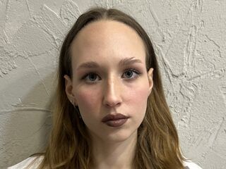 hot chatroom KatrinJons