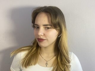 webcam babe KeiraBau