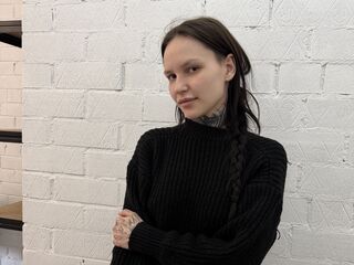 free nude cam KeniaTucholski