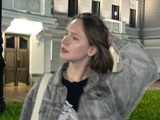 erotic webcam video KrissyJn