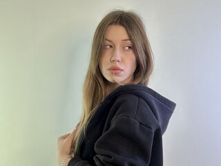 fingering cam girl picture LeonilaKesling