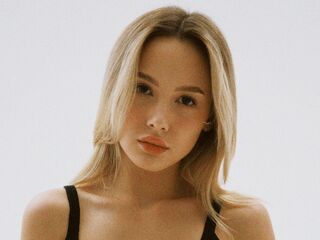 fingering camwhore LeticiaTso