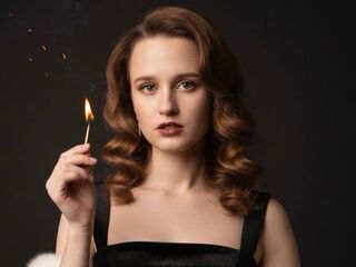 hot strip tease cam LolaCoresh