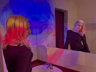 girl cam free LucilleWiste