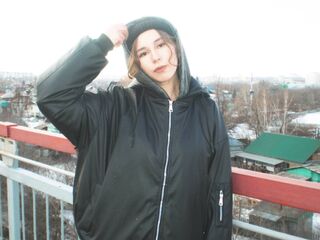 camslut naked MagalyArney