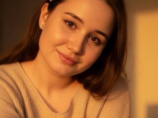 hot cam girl masturbating with sextoy MaribethDosh
