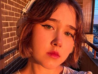 hot girl sex cam MarilynSwinerton
