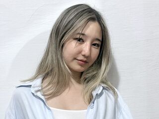 hot cam girl fingering shaved pussy MarilynnHubler