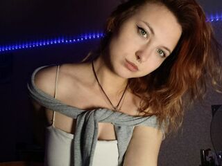 erotic webcam video MaudieTuttle