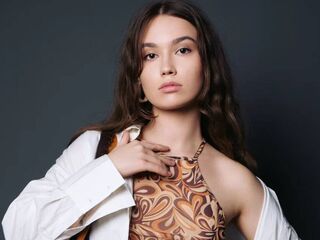 nude webcam girl pic MauraHoese