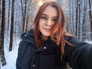 masturbating webcam girl MeganTodd