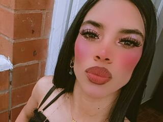 hot cam slut MeliMoon