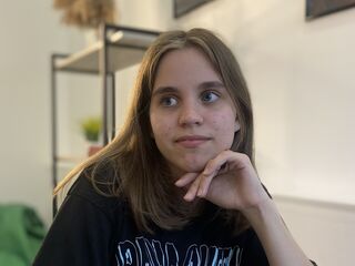 free nude live show MelisaVonk