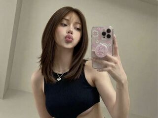 camgirl webcam photo MiaBounty