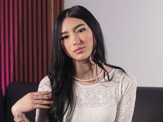 free webcam chatroom MiaFerreira