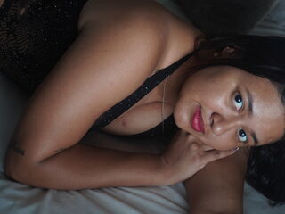 teaser webcam MilaWhitmore