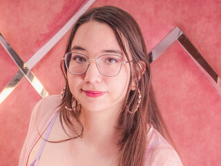 girl fingering shaved pussy NeluxRiveiro