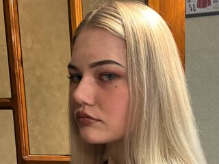 adult web cam NicolynMoore