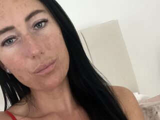 camslut fingering shaved pussy OliviaaRosee