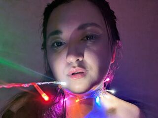 live webcam model RaminLina