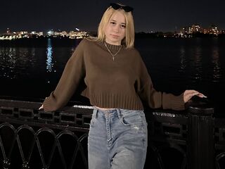 fingering girl webcam  ReginaMirage