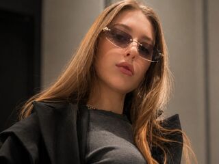 beautiful girl webcam RosamondLaich