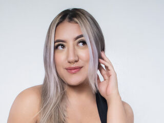 camwhore fingering shaved pussy SamanthaSain