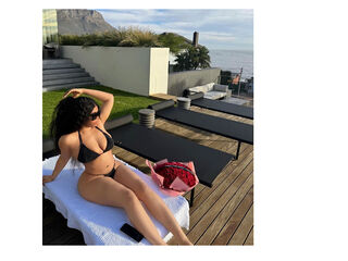babe webcam SarraJames