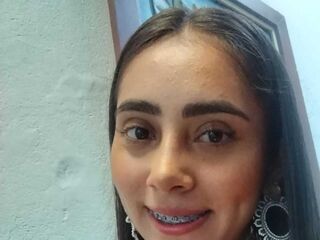 free webcam chatroom ScarlettMiller