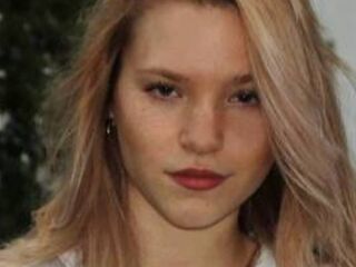 camgirl masturbating with sextoy ShawnCejka