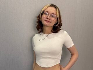 jasmin live webcam ShemikaDestro
