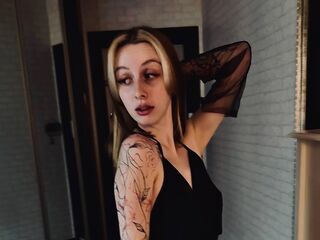 erotic webcam video ShoshanaManhardt