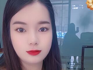 camwhore masturbating with dildo SusanAyn