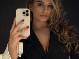 hot webcam photo TaHillmer