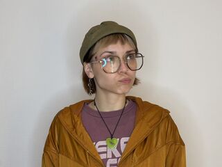 chat room live sex TammyNaidu