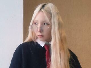 camgirl chatroom TheaMicali