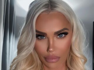 live-chat ToriCommings