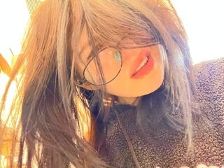 live sex webcam ToriTrevino