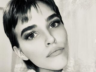 webcam girl chatroom UdelaHailey