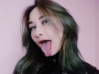cam sex VikaCheers